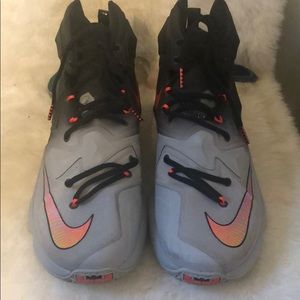 lebron james shoes 11